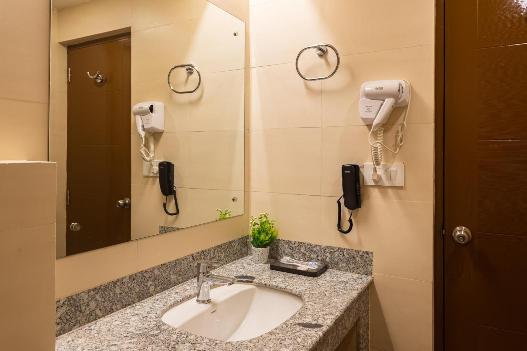 Hotel Crystal Pashupati Katmandu Zewnętrze zdjęcie